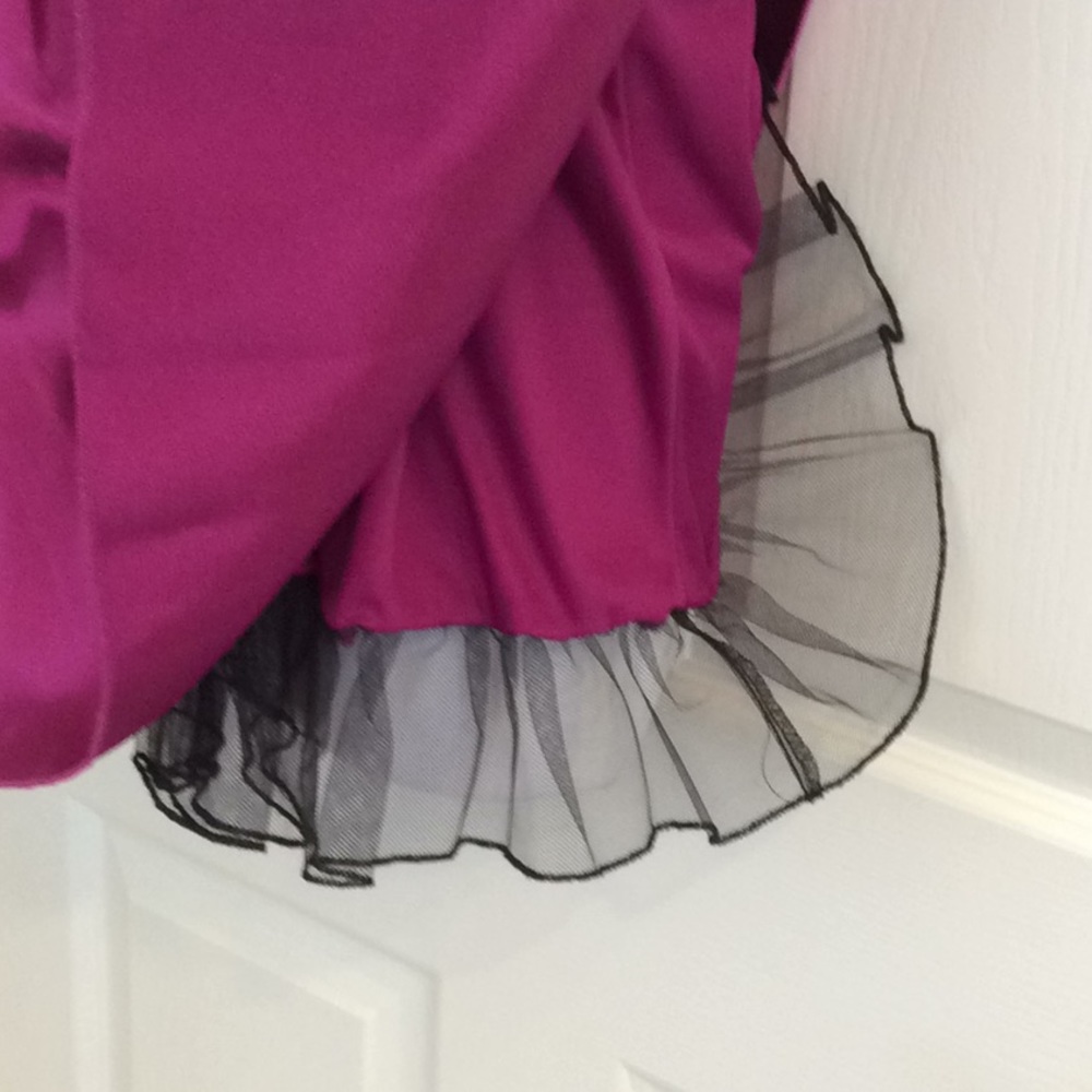 Dress - Picture 3 of 5